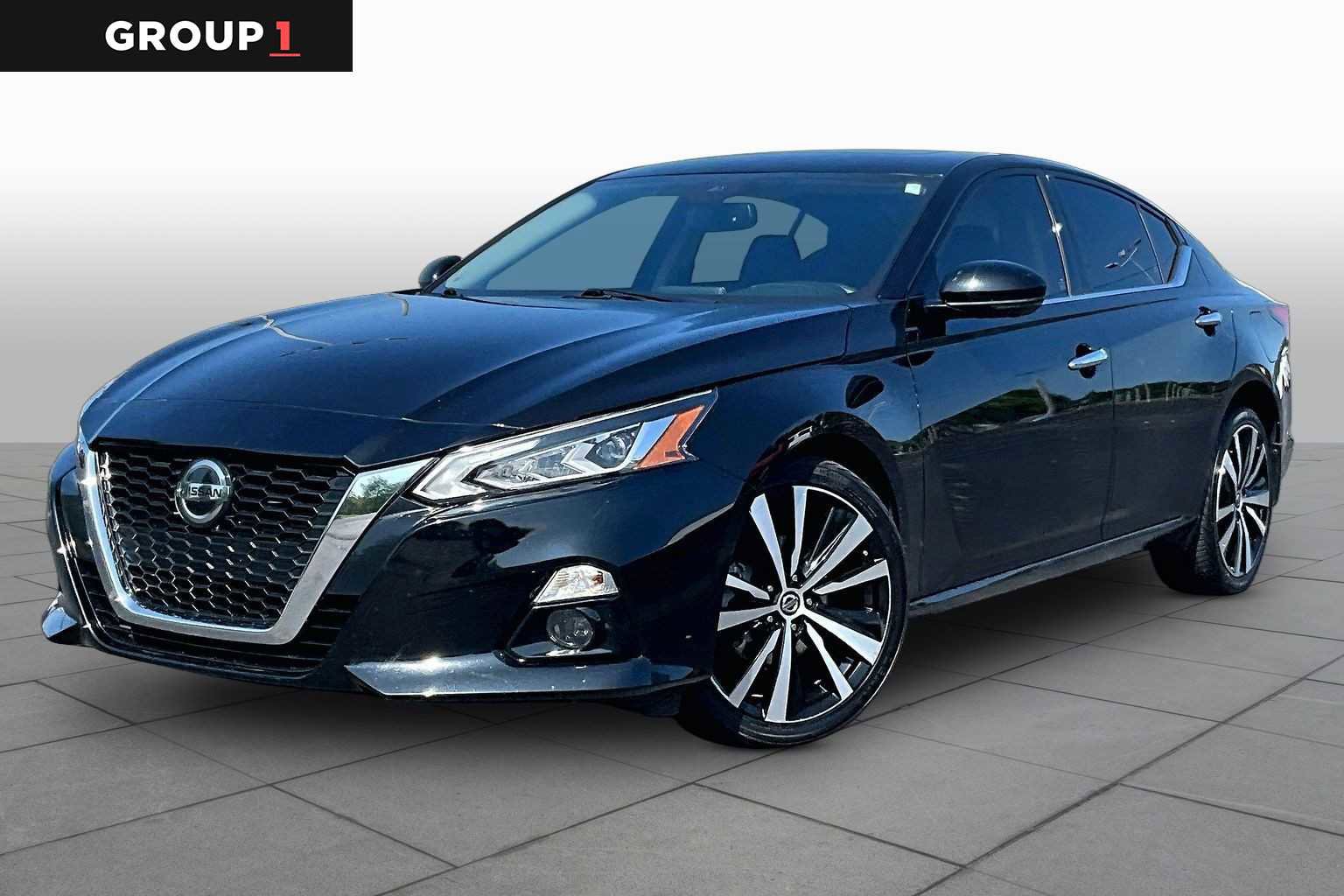 Used 2022 Nissan Altima 2.5 Platinum AWD/4WD image 1