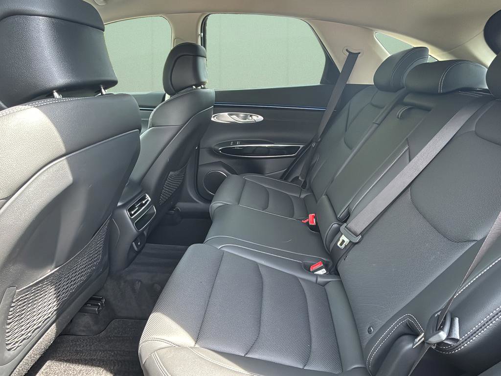 Certified 2026 Genesis GV70 2.5T image 16