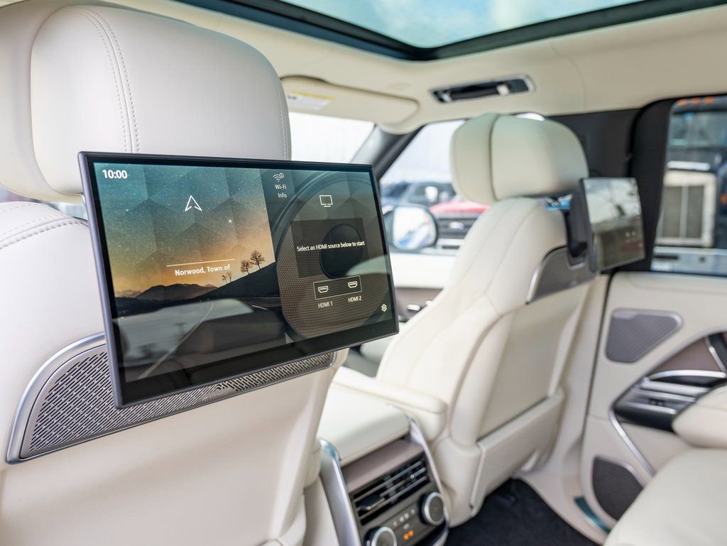 New 2025 Land Rover Range Rover Autobiography image 23