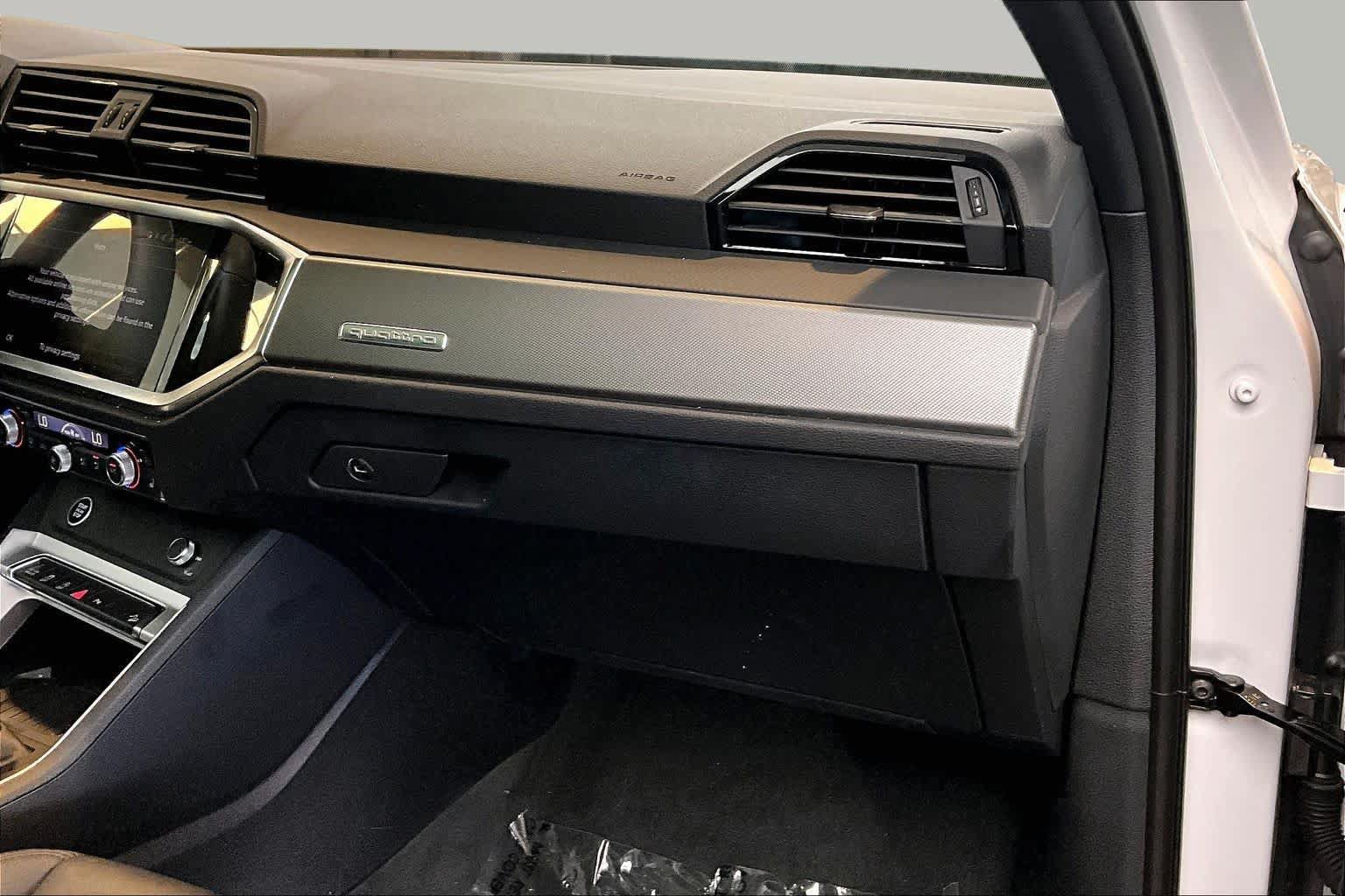 Certified 2024 Audi Q3 2.0T Premium AWD/4WD image 19