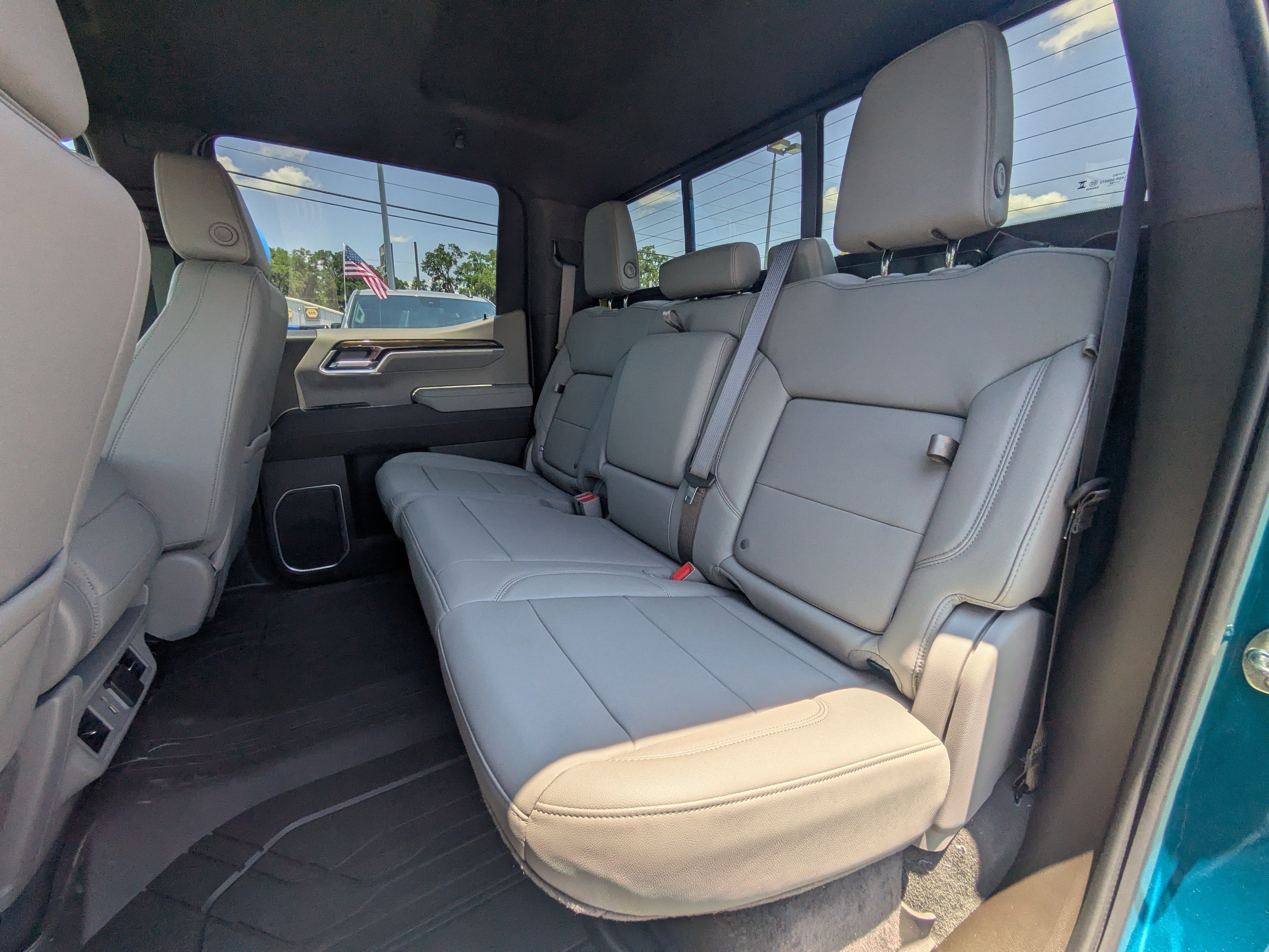 New 2026 Chevrolet Silverado 1500 LT w/ Safety Package AWD/4WD image 15