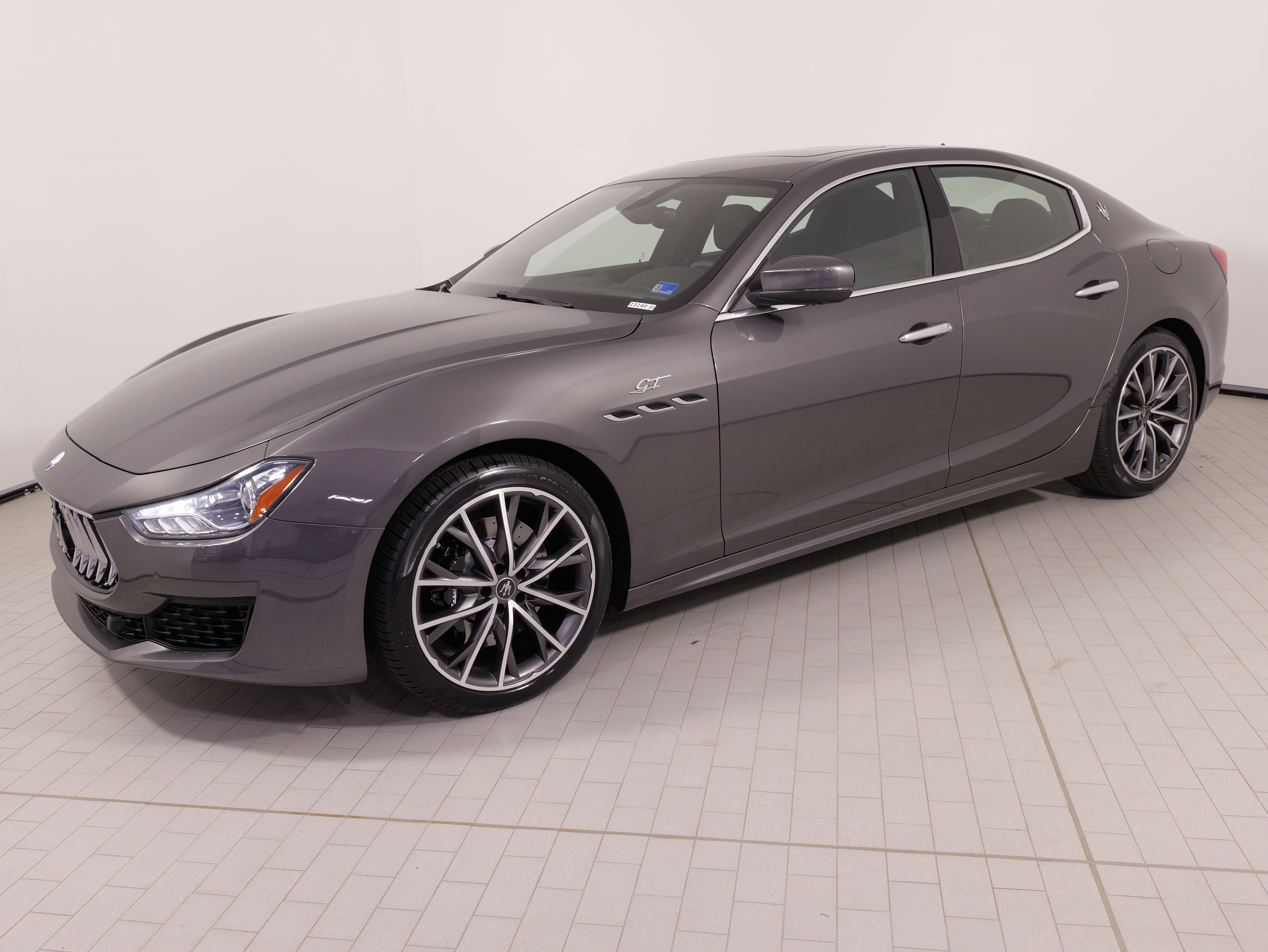 Used 2023 Maserati Ghibli GT image 1