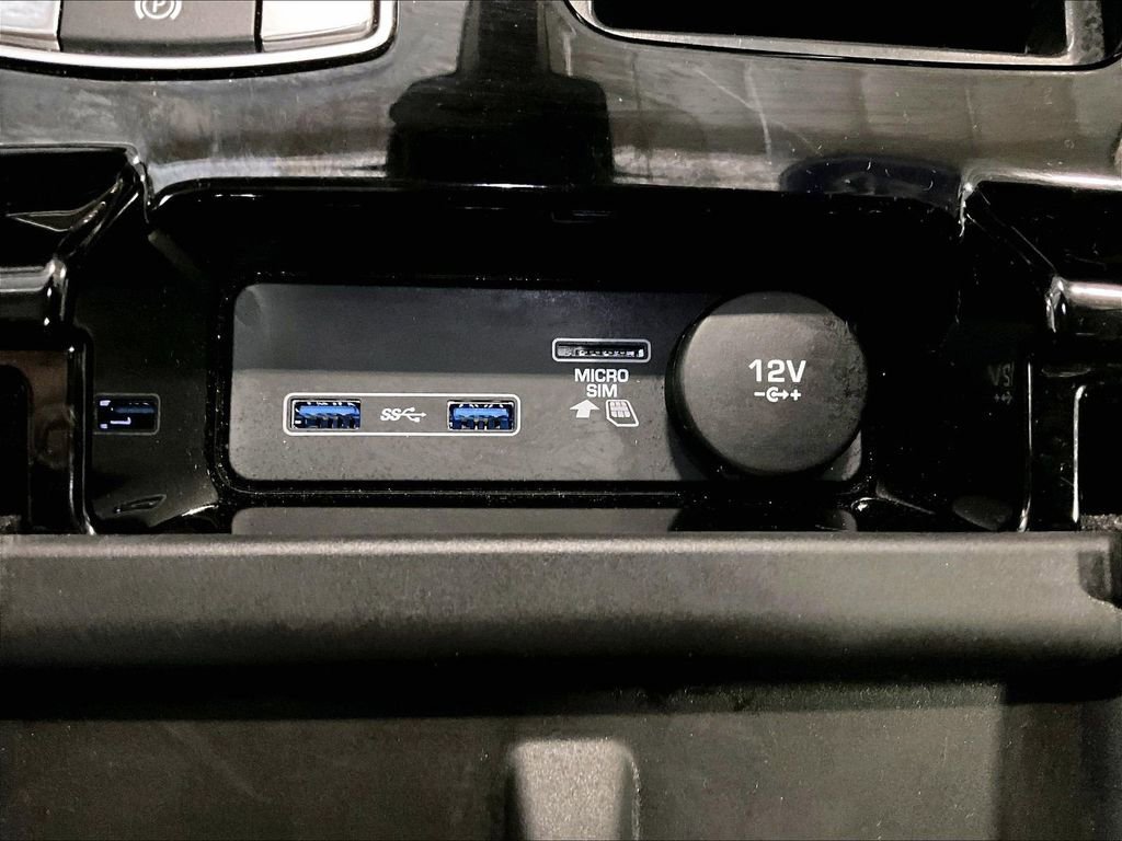 Used 2020 Land Rover Discovery HSE AWD/4WD image 27
