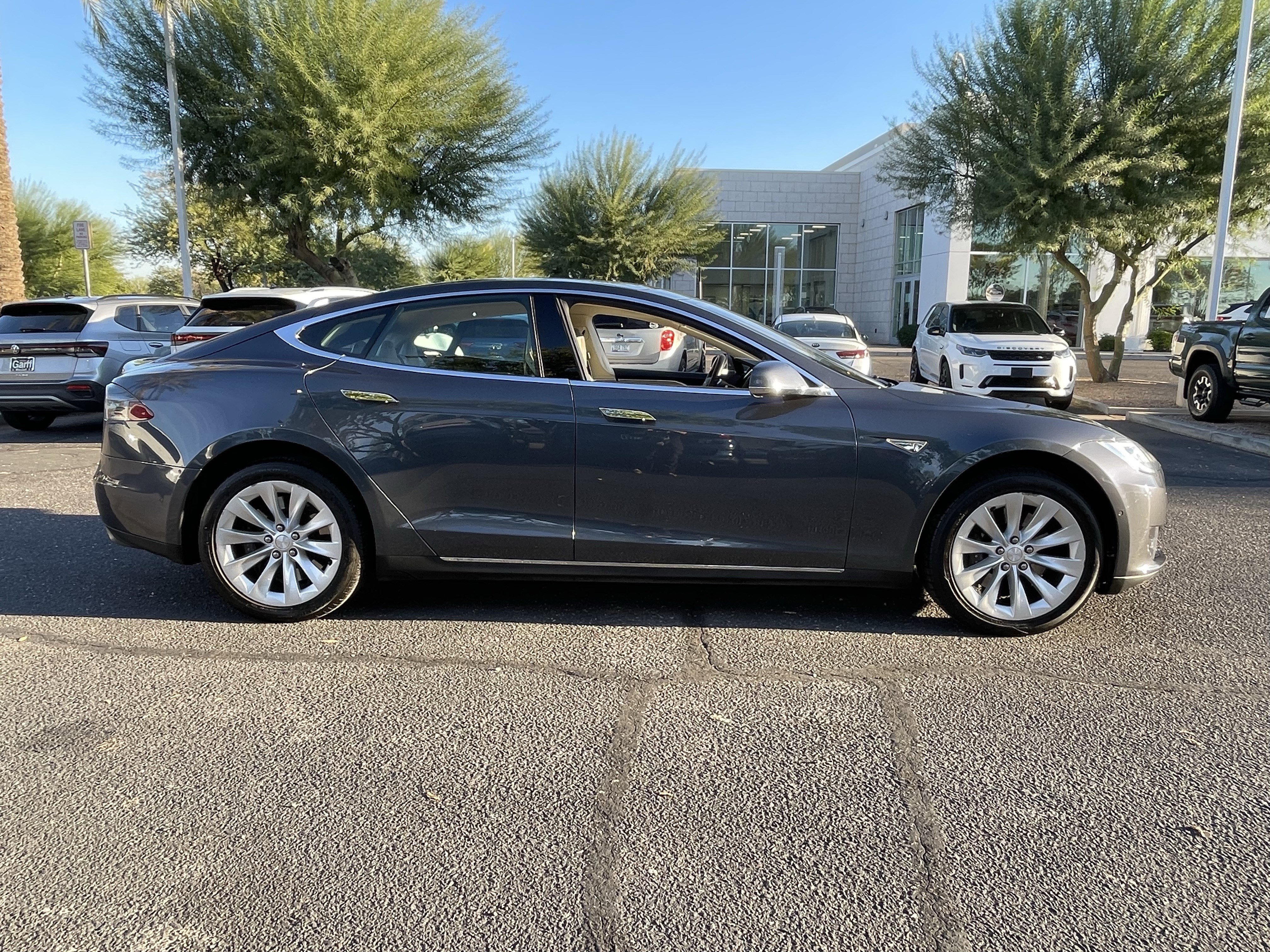 Used 2014 Tesla Model S image 5