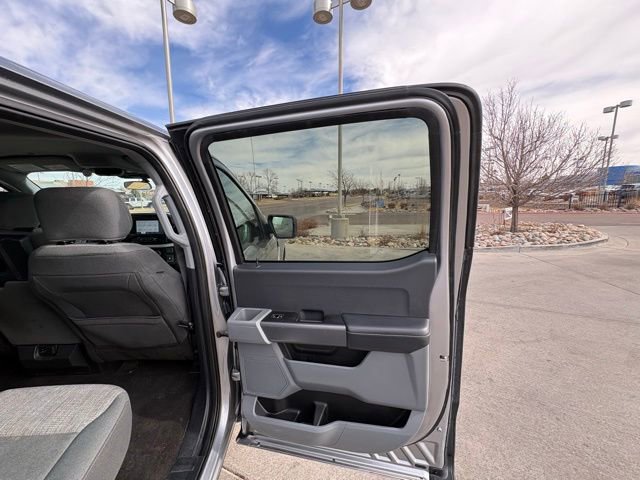 Used 2021 Ford F150 XLT image 32