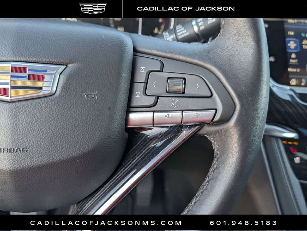 Certified 2025 Cadillac XT6 Premium Luxury image 13