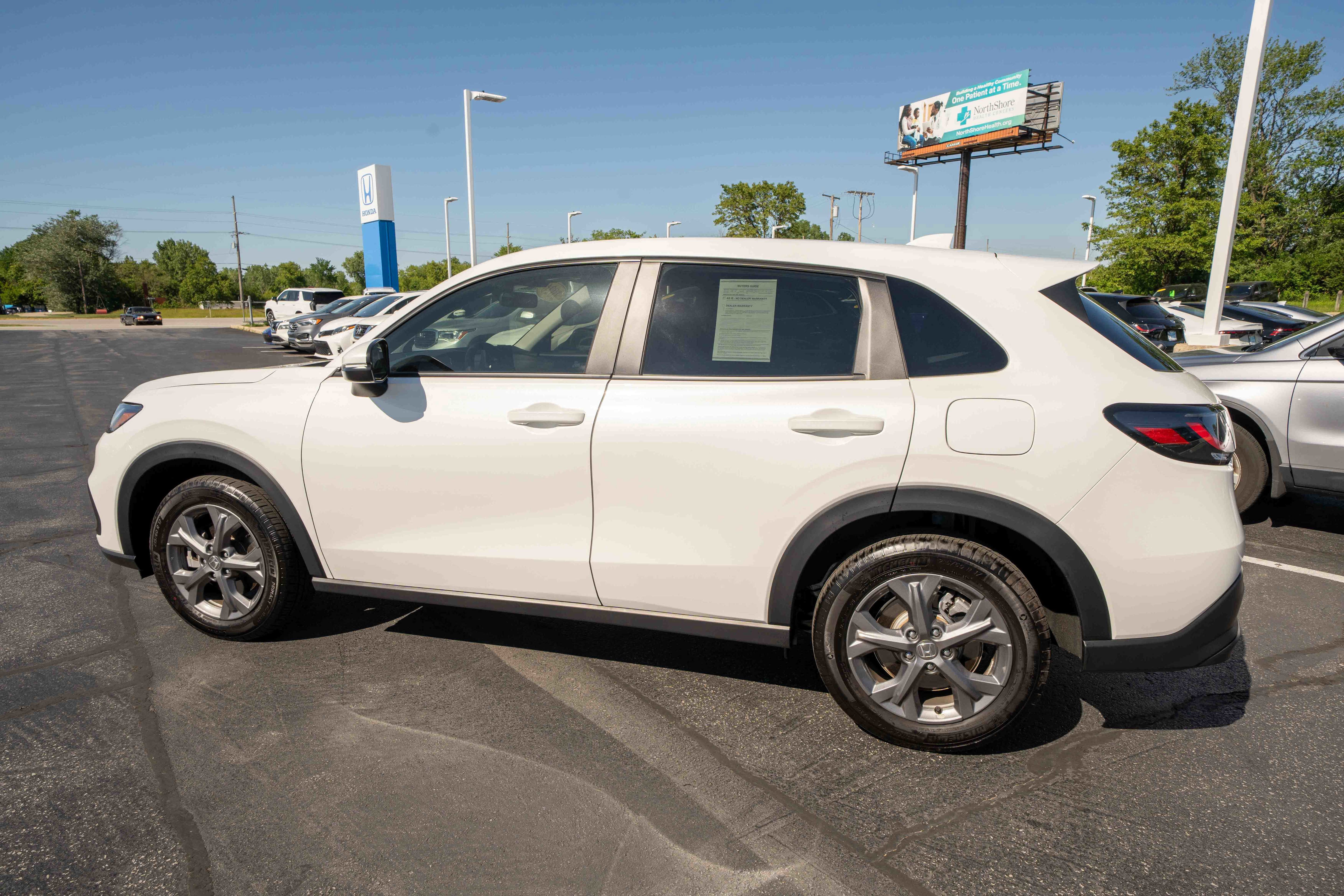 Used 2026 Honda HR-V LX image 4