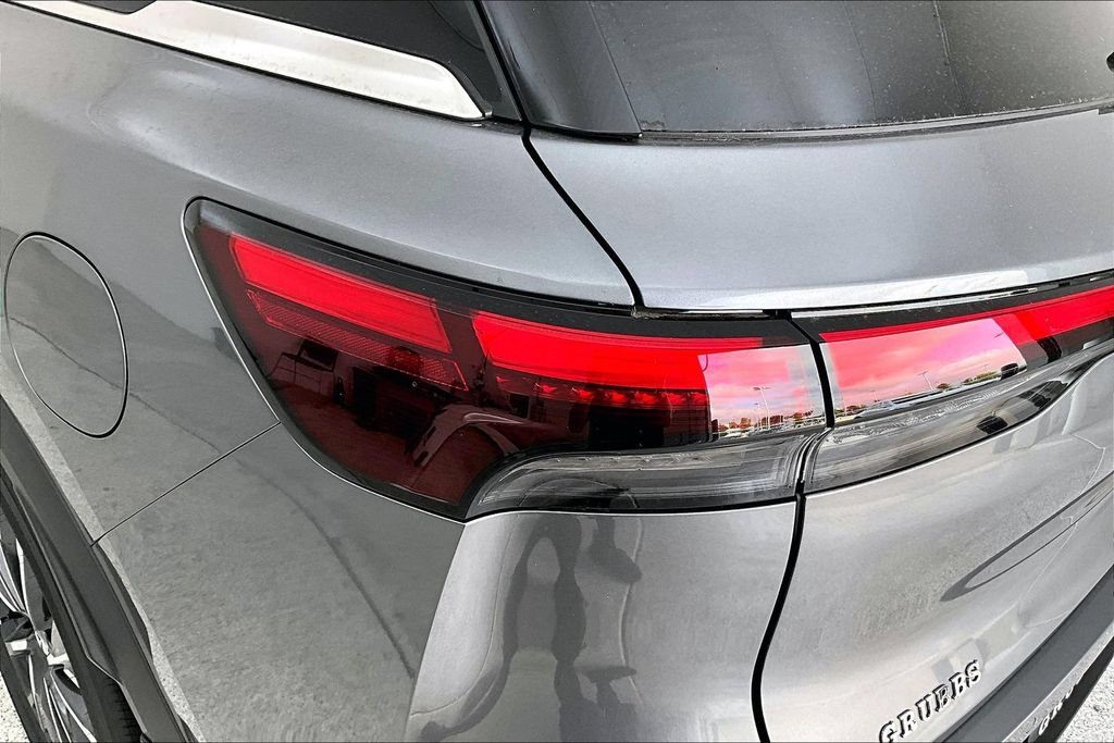 New 2027 INFINITI QX60 Luxe w/ Cargo Package FWD image 33