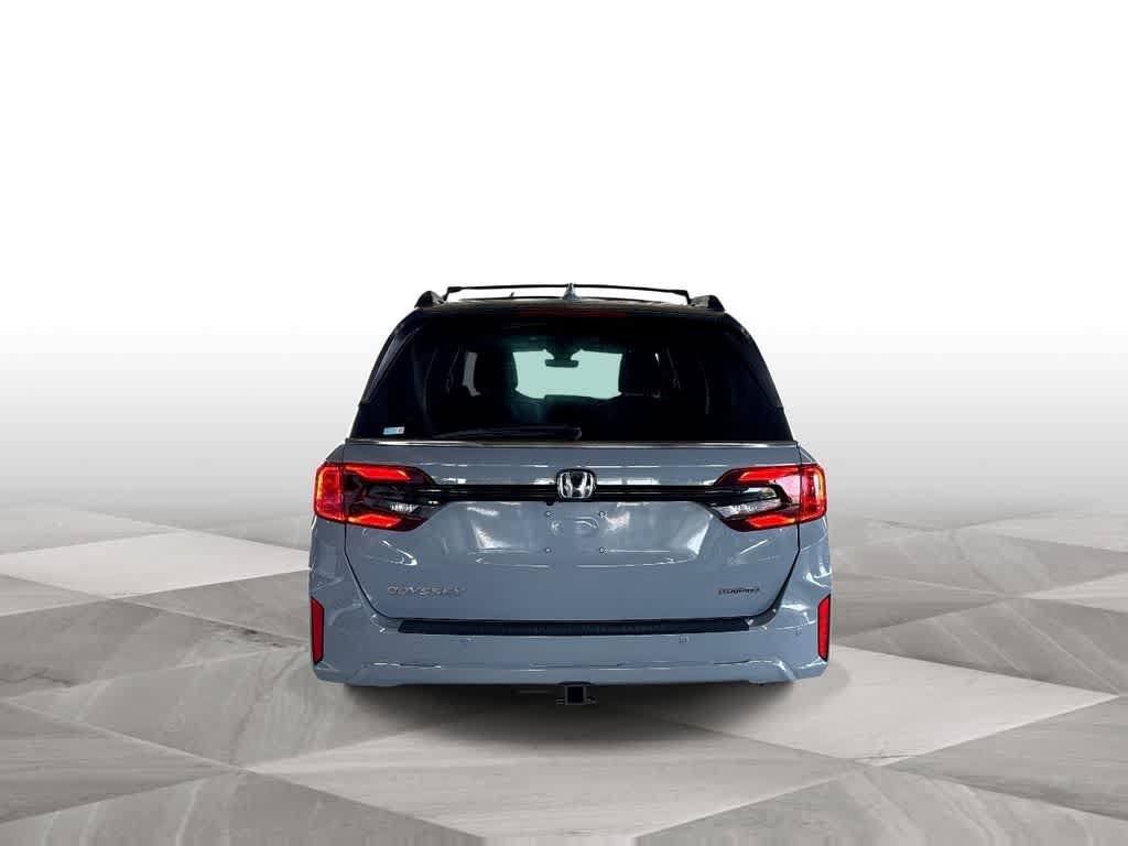 Used 2025 Honda Odyssey Touring image 7