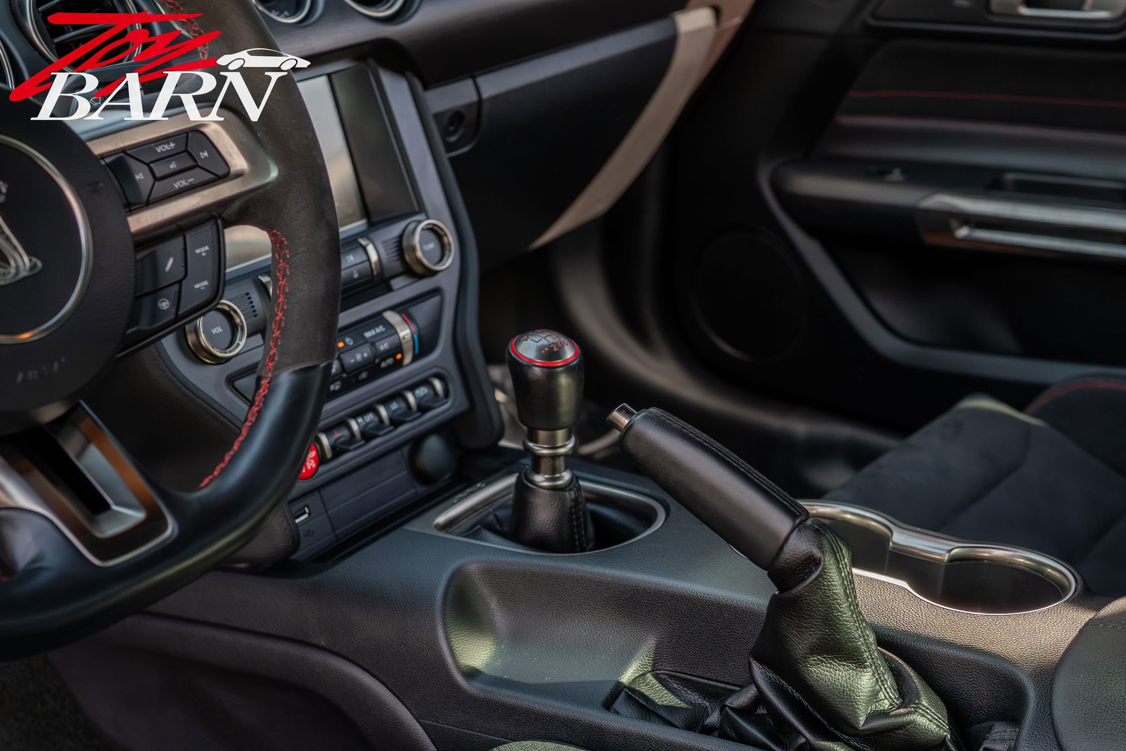 Used 2018 Ford Mustang Shelby GT350R w/ GT350R Equipment Group 920A image 24