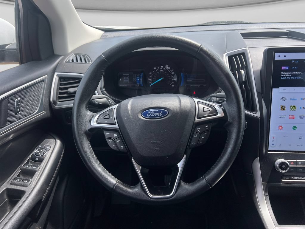Used 2024 Ford Edge SEL AWD/4WD image 15