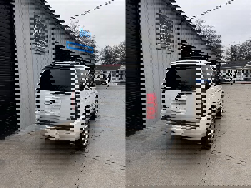 Used 2011 Chevrolet Tahoe LTZ image 17