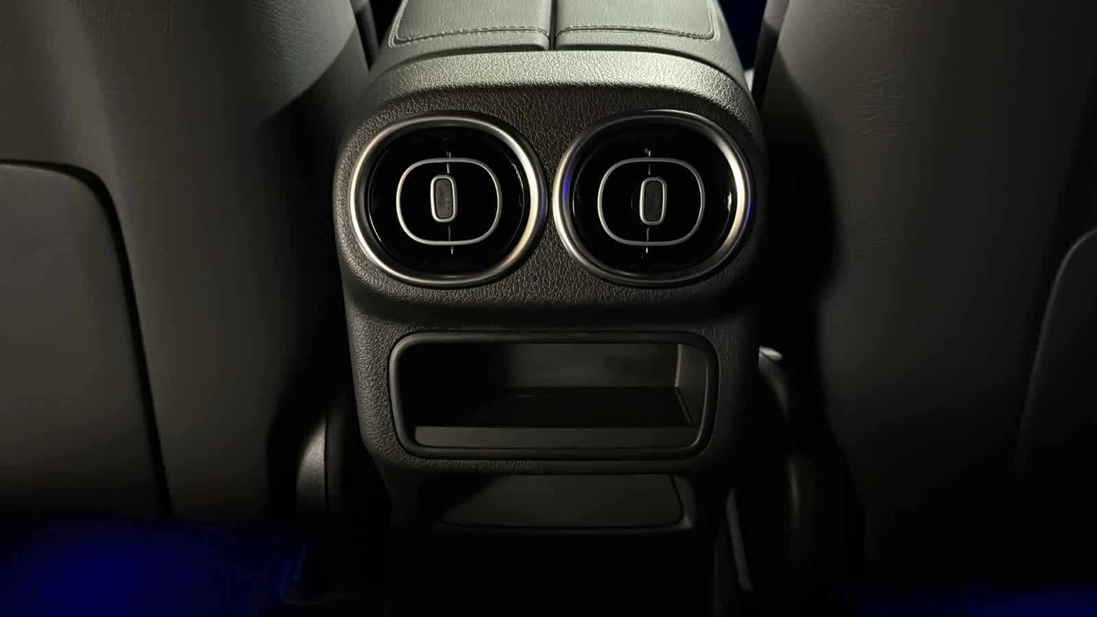 Certified 2025 Mercedes-Benz GLC 300 4MATIC image 27