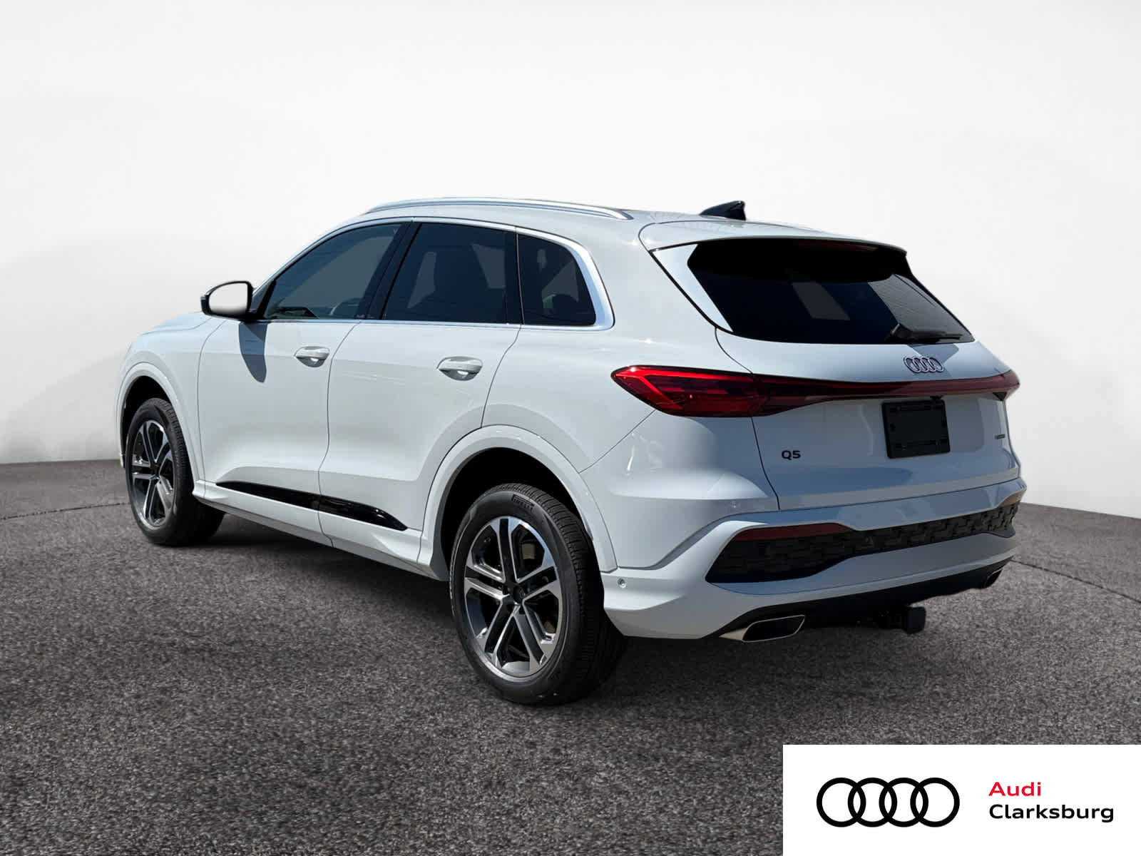 New 2025 Audi Q5 Premium Plus image 3
