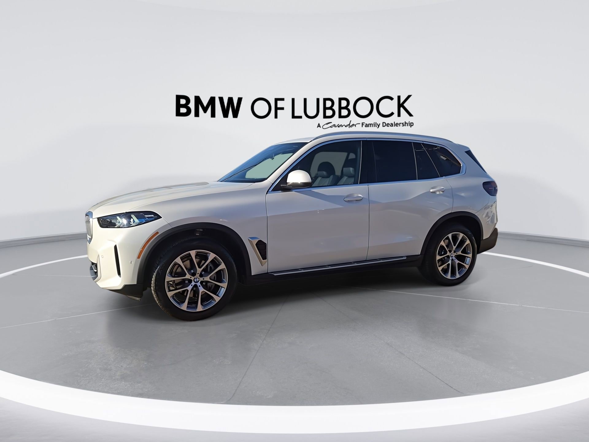 Certified 2026 BMW X5 sDrive40i image 5
