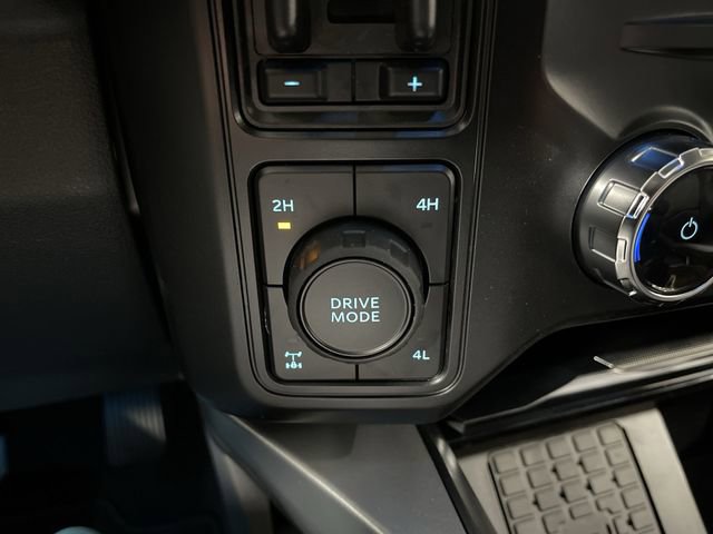 New 2026 Ford F350 Lariat w/ Black Appearance Package image 33