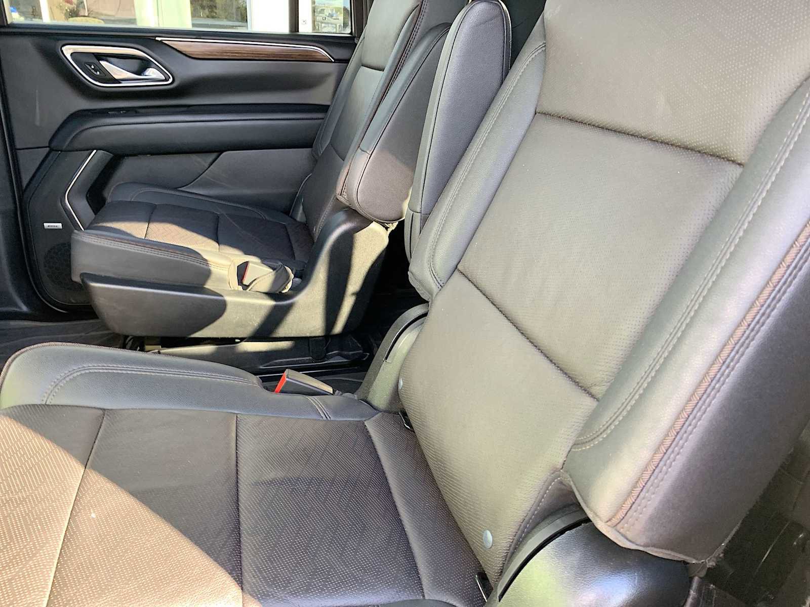 Certified 2023 Chevrolet Suburban High Country image 26