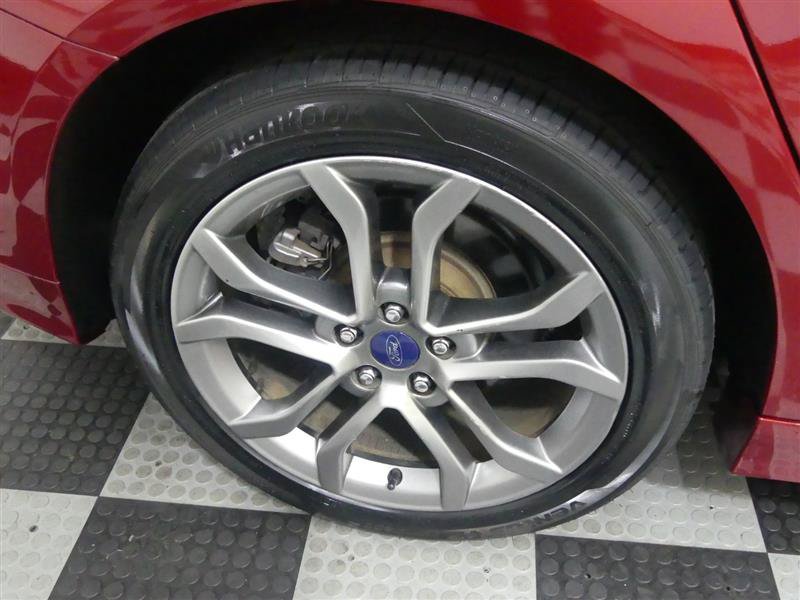 Used 2017 Ford Fusion SE w/ Equipment Group 201A FWD image 14