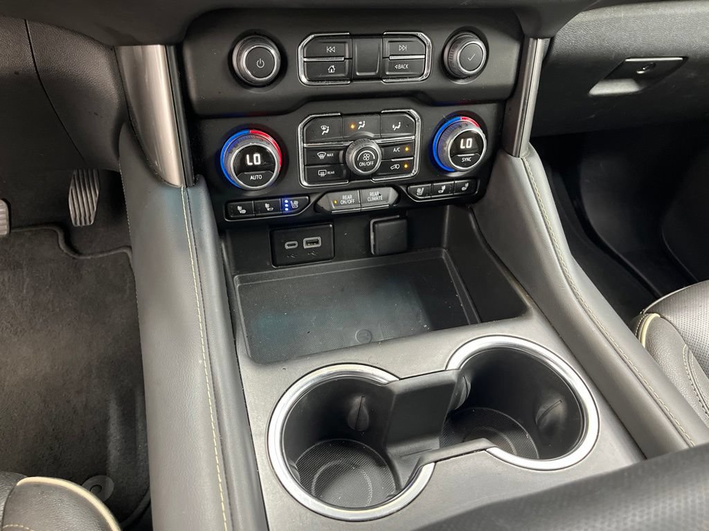 Used 2024 Chevrolet Tahoe Premier RWD image 15