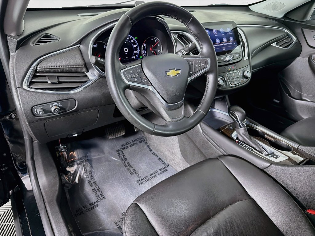 Used 2023 Chevrolet Malibu LT w/ Driver Confidence Package FWD image 9