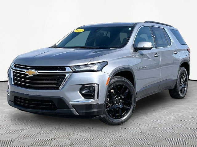 Used 2023 Chevrolet Traverse LT AWD/4WD image 3