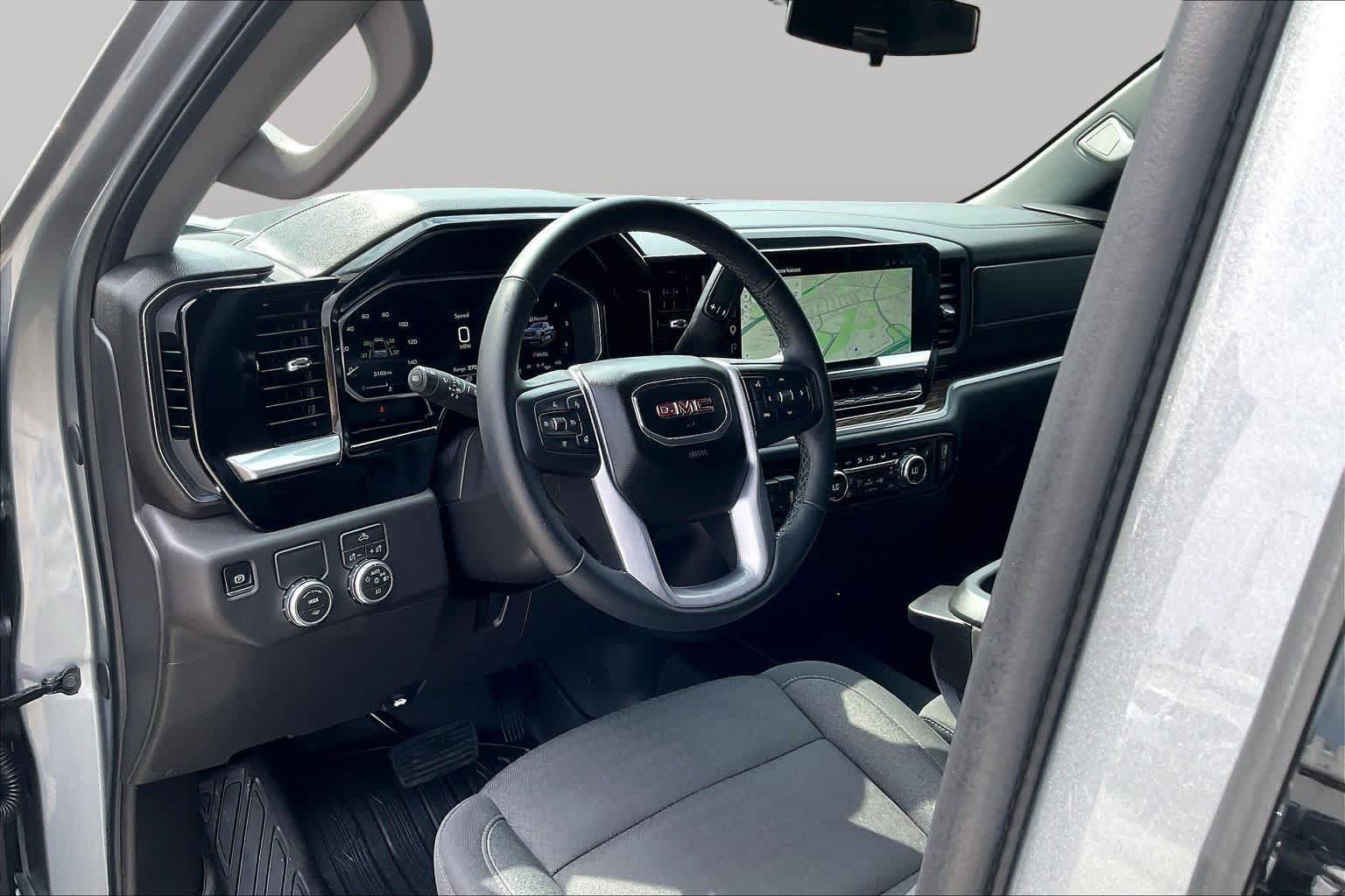 Used 2026 GMC Sierra 1500 Elevation w/ Elevation Select Package RWD image 16