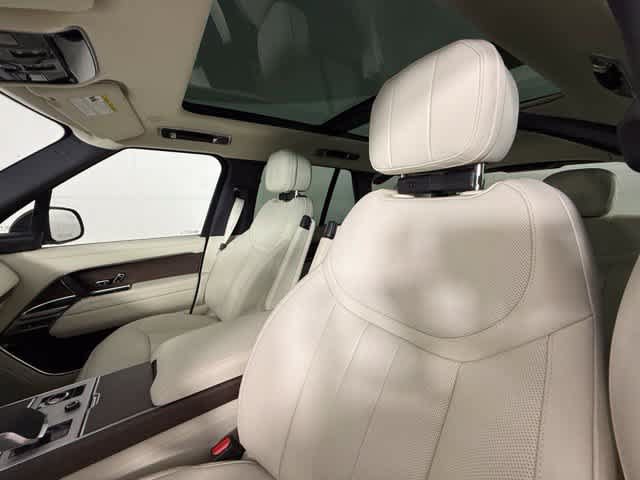 New 2027 Land Rover Range Rover SE AWD/4WD image 16