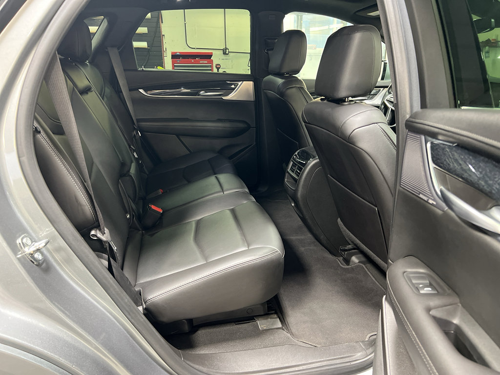 Used 2023 Cadillac XT5 Premium Luxury image 23