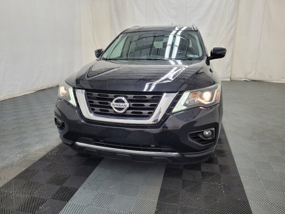 Used 2018 Nissan Pathfinder SV AWD/4WD image 15