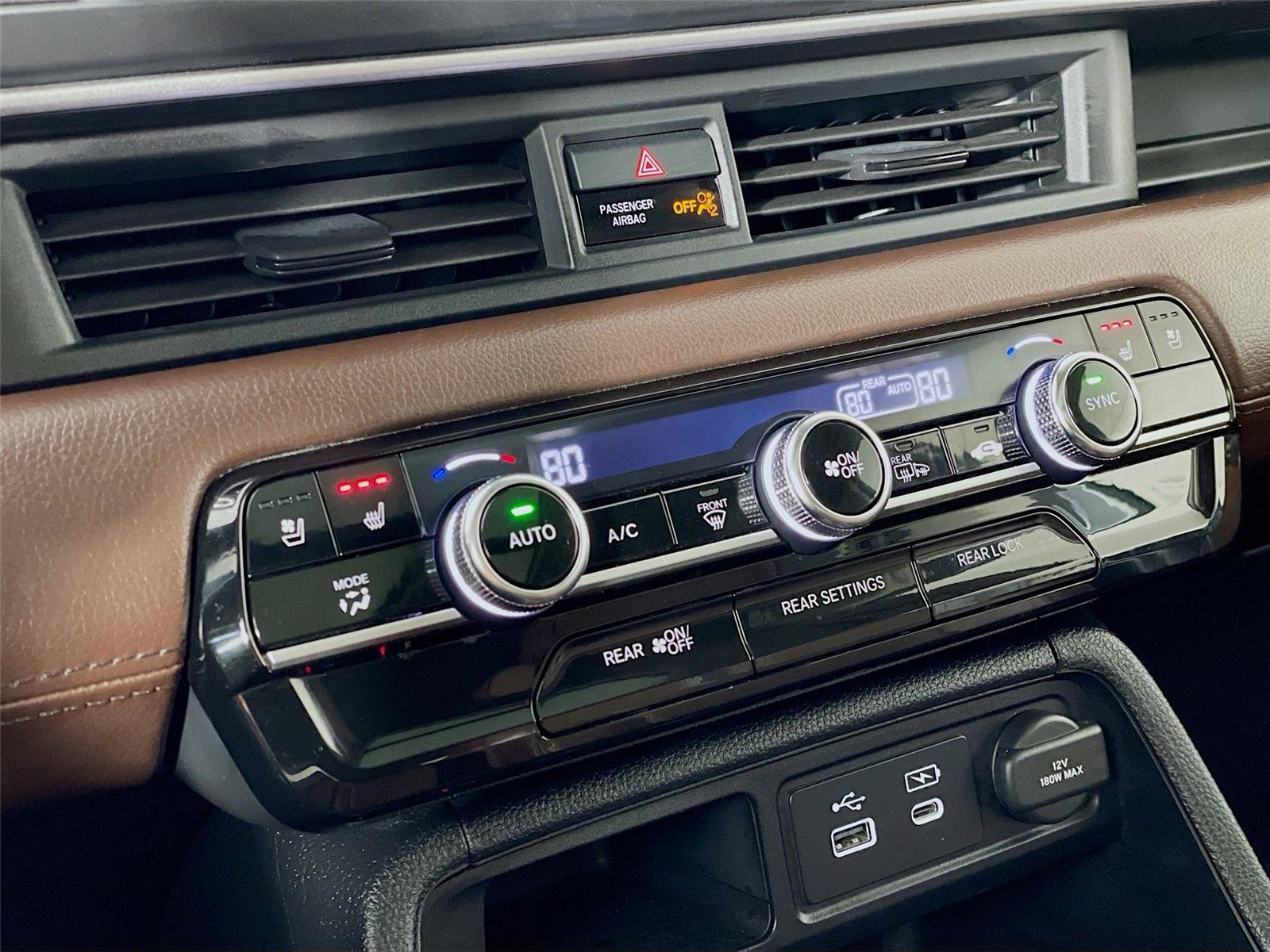 Used 2024 Honda Pilot Elite image 22