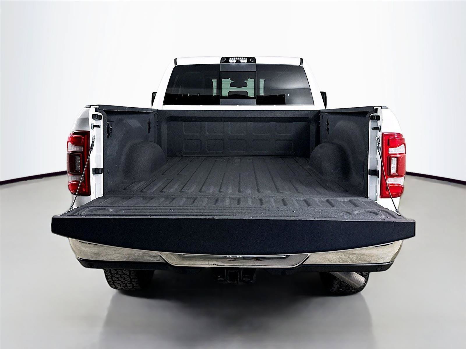 Used 2023 RAM 2500 Laramie AWD/4WD image 28