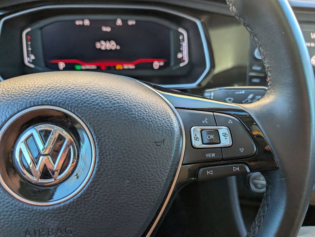 Used 2019 Volkswagen Jetta SEL Premium image 25