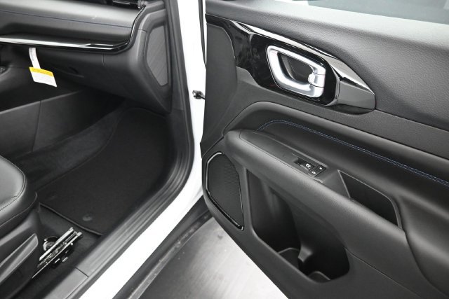 New 2027 Jeep Compass Latitude AWD/4WD image 29