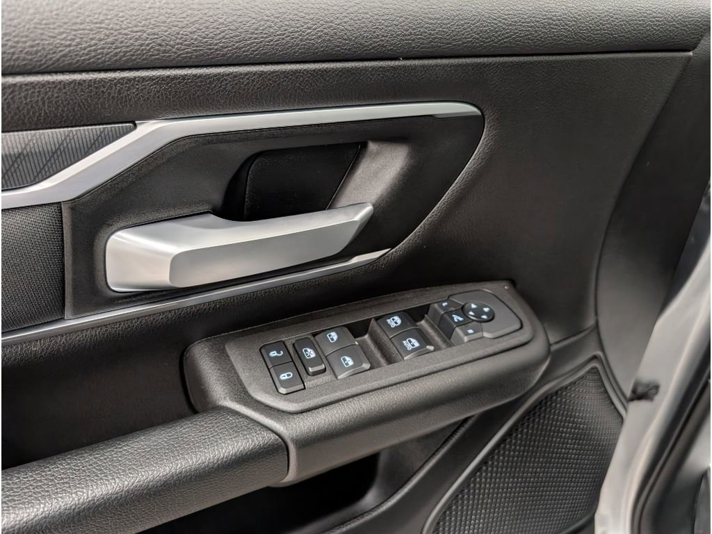 Used 2025 RAM 1500 Big Horn image 9