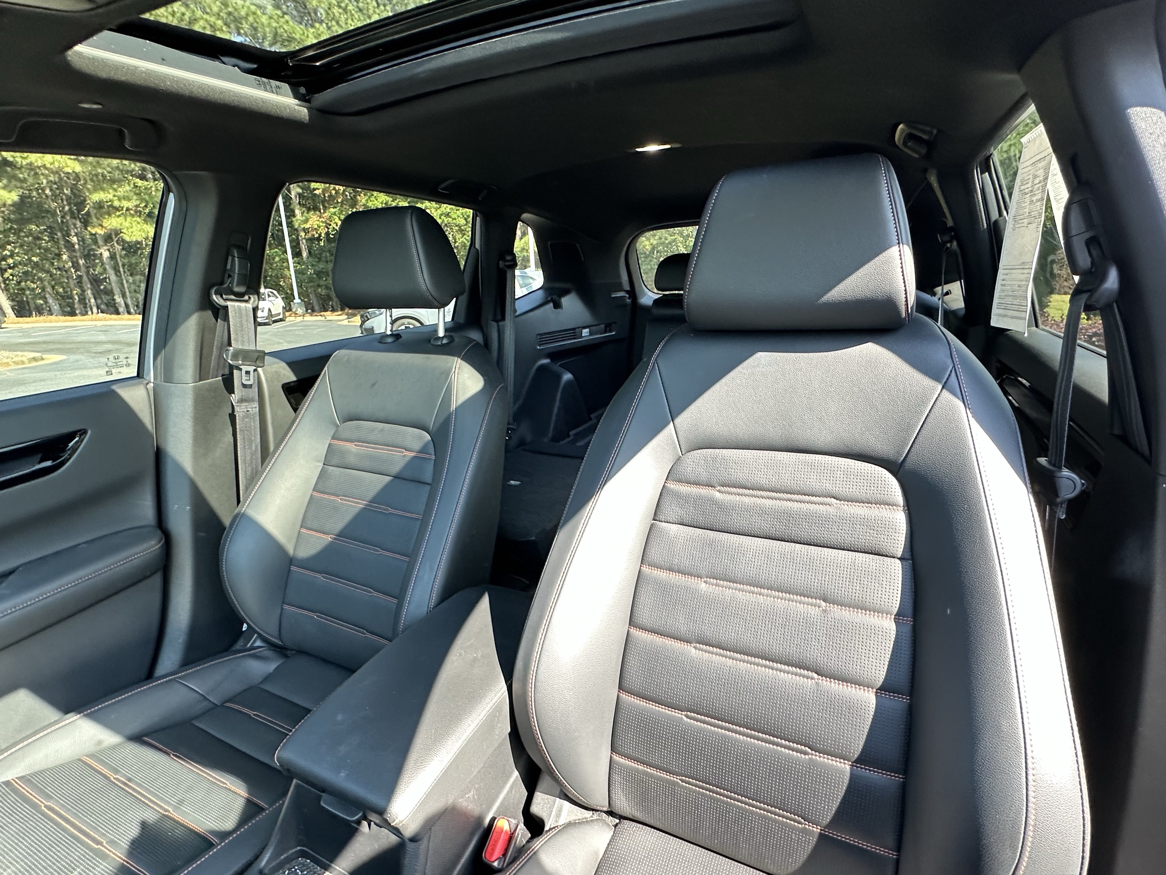 Used 2024 Honda CR-V Sport Touring image 8