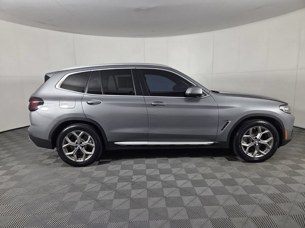 Used 2024 BMW X3 sDrive30i w/ Convenience Package RWD image 4