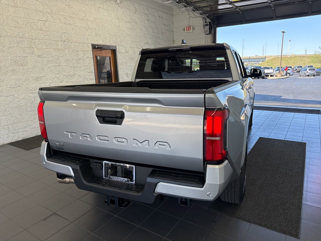 Certified 2024 Toyota Tacoma SR5 w/ SR5 Upgrade Package image 7