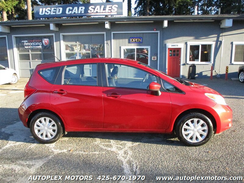 Used 2015 Nissan Versa Note SV FWD image 2