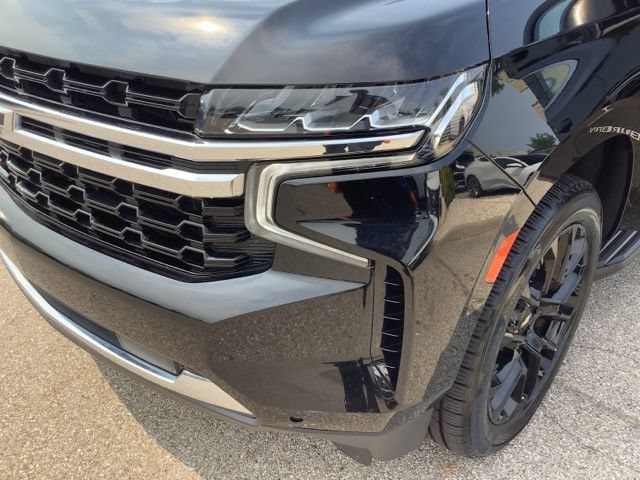 Used 2023 Chevrolet Suburban LS AWD/4WD image 28