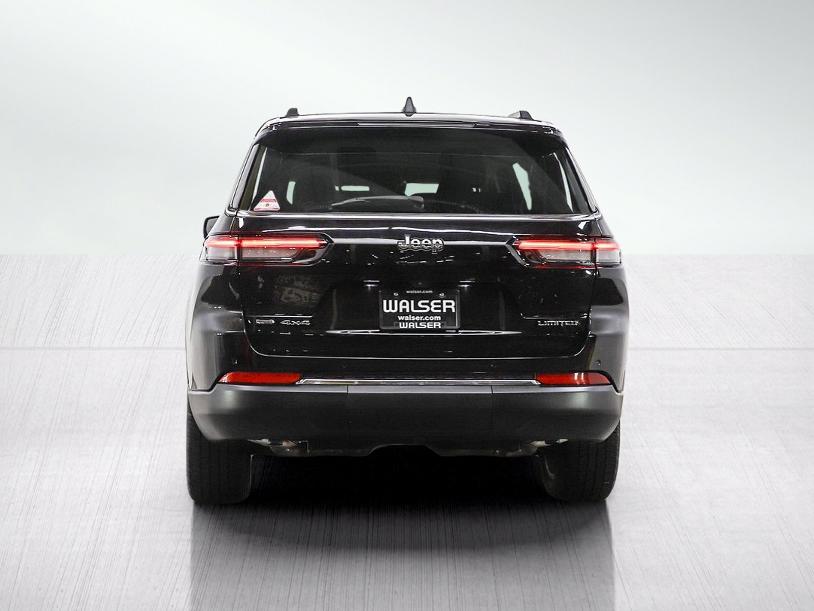 Used 2021 Jeep Grand Cherokee L Limited AWD/4WD image 4
