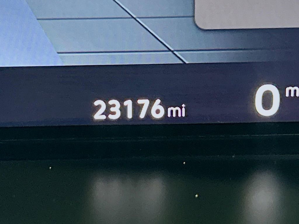 Used 2025 Volkswagen Atlas Cross Sport SE FWD image 10