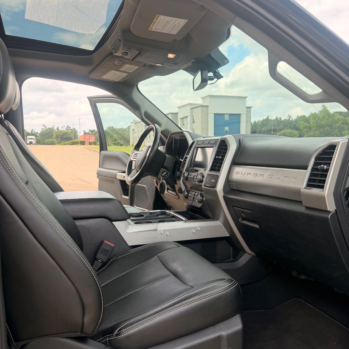 Used 2021 Ford F250 Lariat w/ Chrome Package AWD/4WD image 31