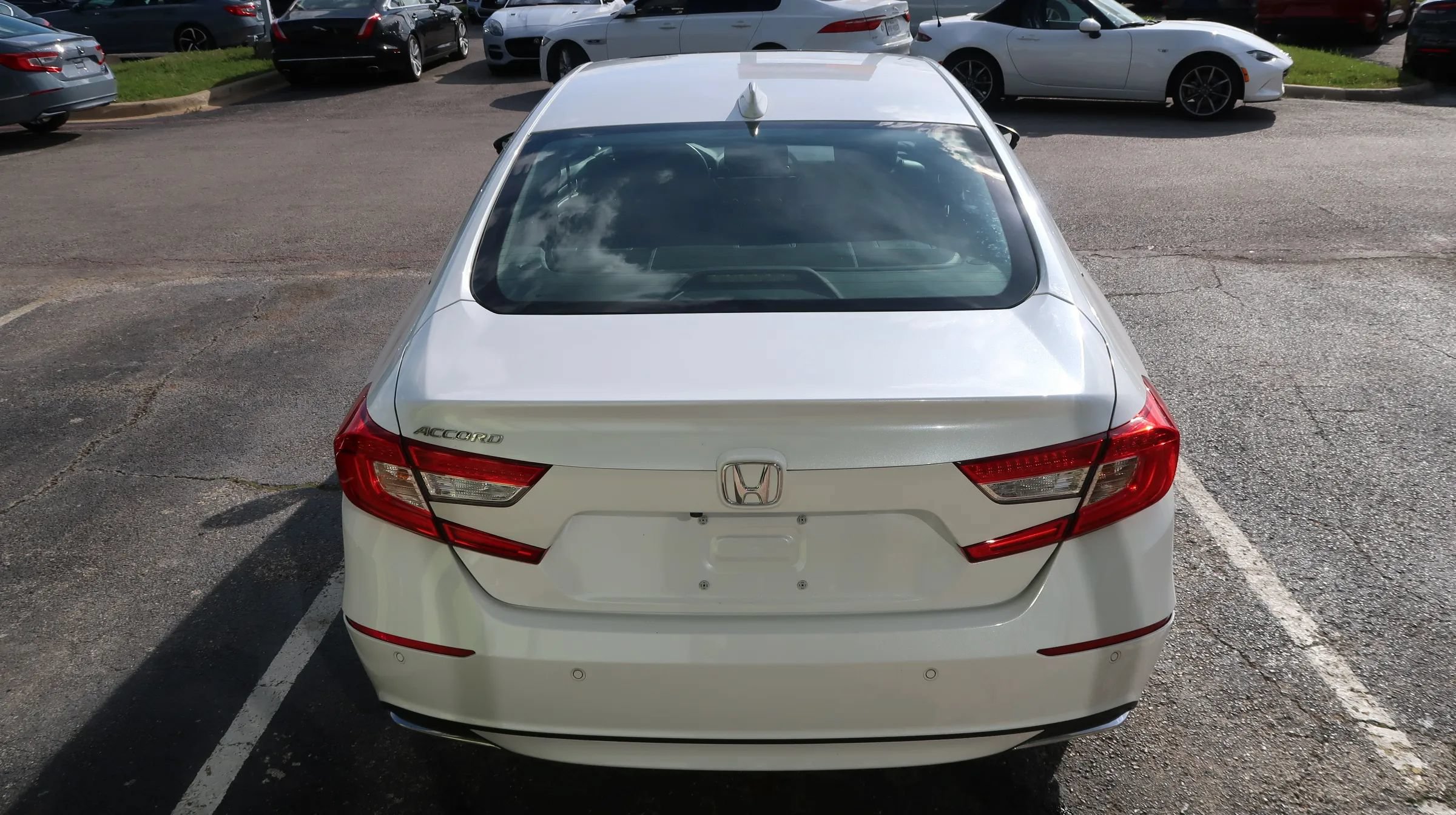 Used 2021 Honda Accord EX-L image 8