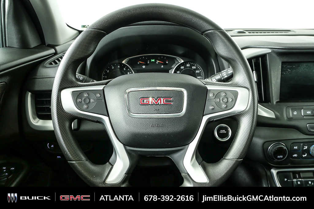 Used 2024 GMC Terrain SLE w/ Driver Convenience Package FWD image 9