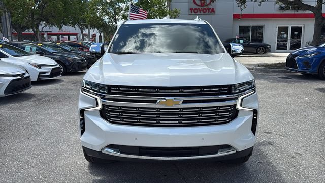 Used 2024 Chevrolet Suburban Premier RWD image 2
