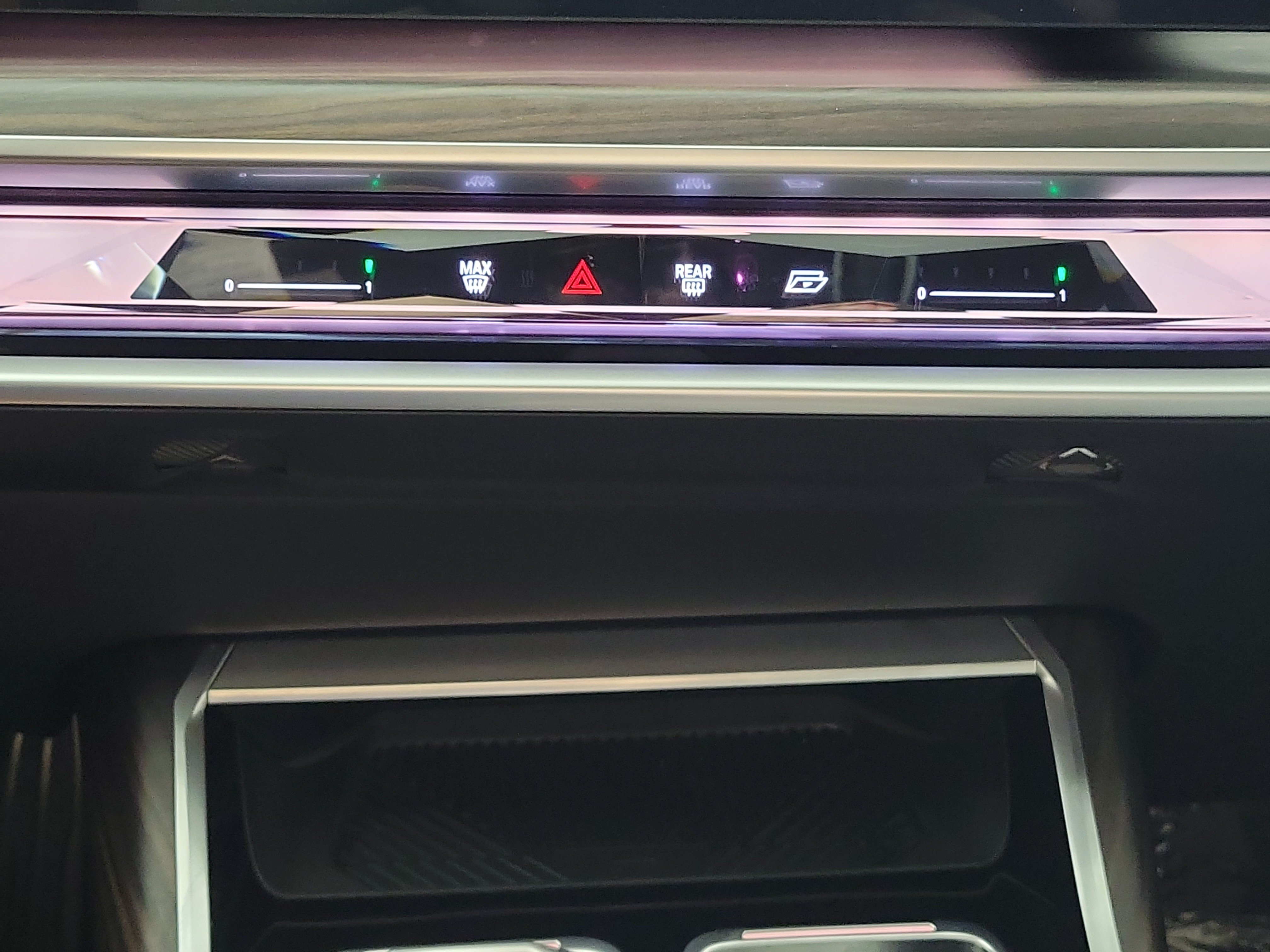 Certified 2023 BMW 760i xDrive AWD/4WD image 21