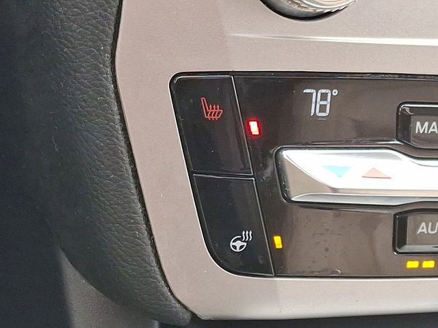 Certified 2021 Ford Explorer XLT w/ Equipment Group 202A image 19