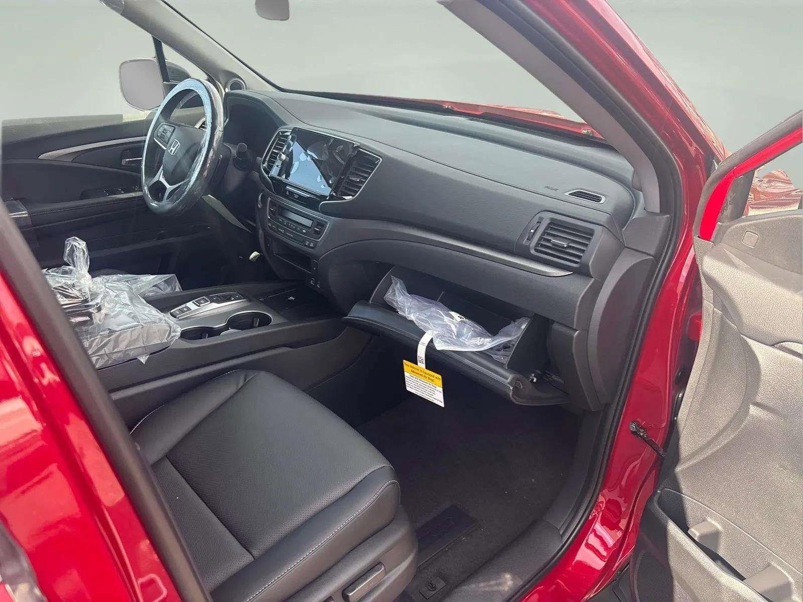 New 2026 Honda Ridgeline RTL image 17