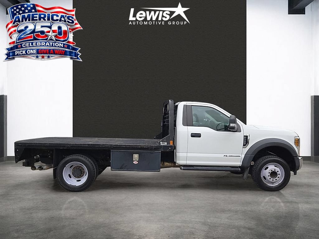 Used 2018 Ford F550 2WD Regular Cab Super Duty image 5