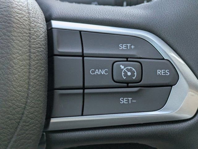 New 2026 Jeep Compass Latitude AWD/4WD image 17